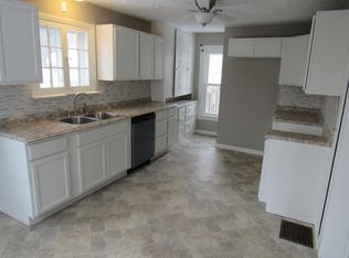 330 Sackett Ave, Cuyahoga Falls, OH