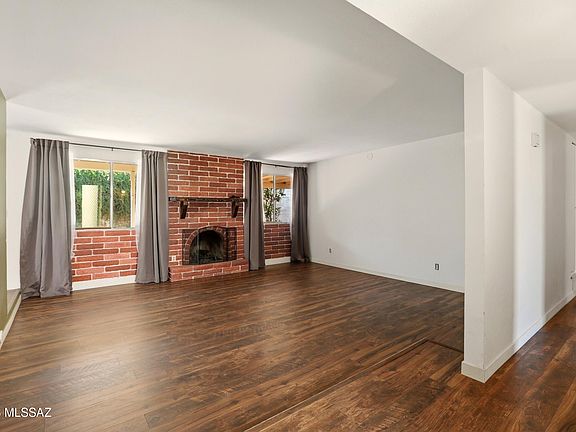 5th image of 9402 E Placita Eunice