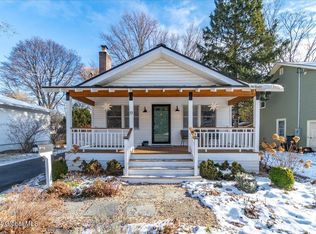 19 Ridge Rd, Delmar, NY 12054