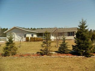 145840 Greenhouse Rd, Wausau, WI 54401