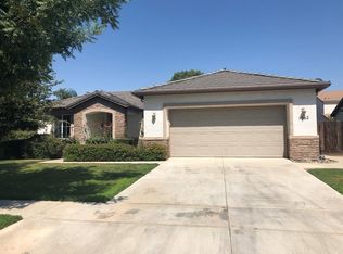 1562 Firestone Dr, Tulare, CA