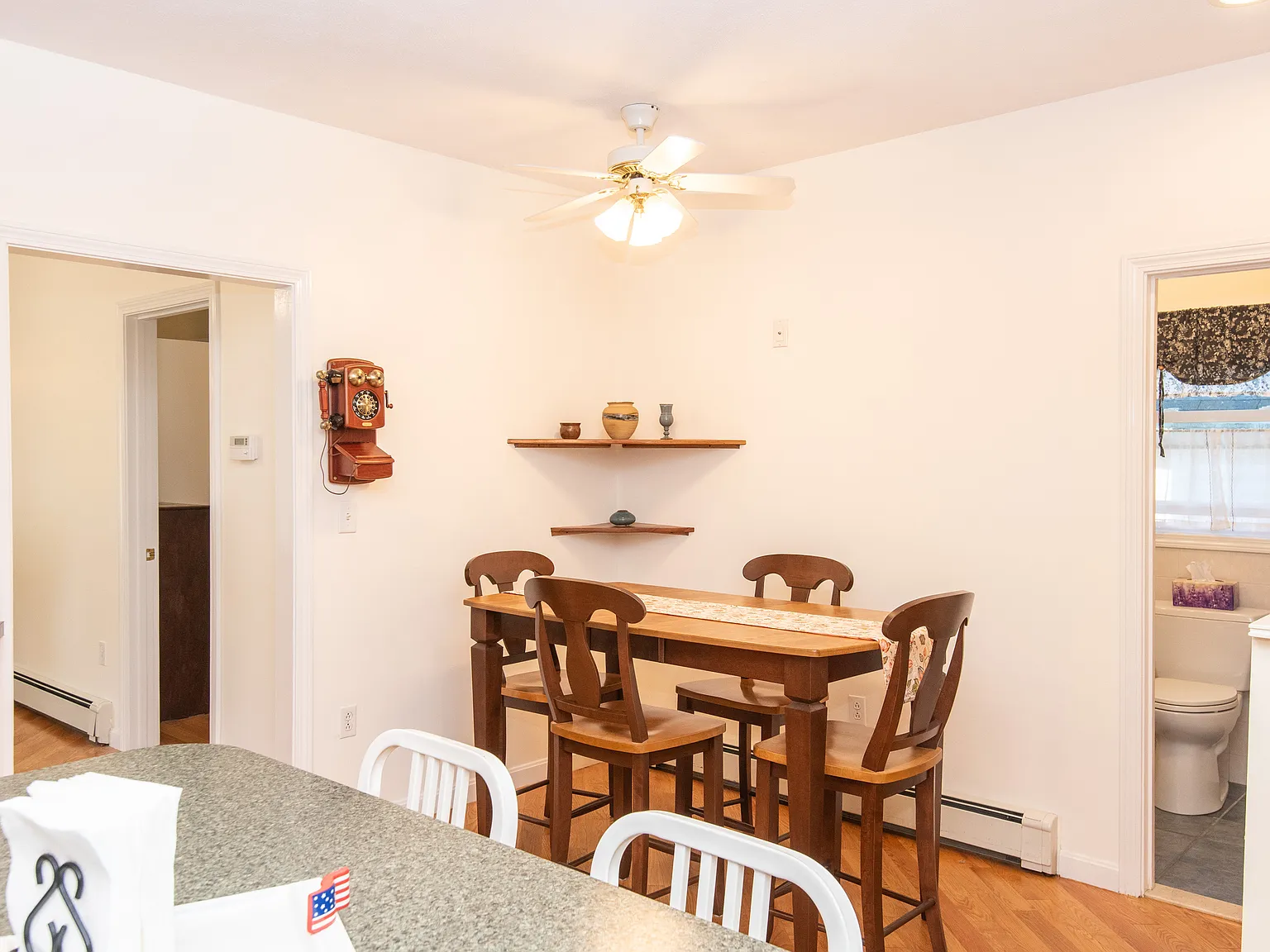 2 bed, 1.5 bath, 900 sqft, $2,750 — Photo 4