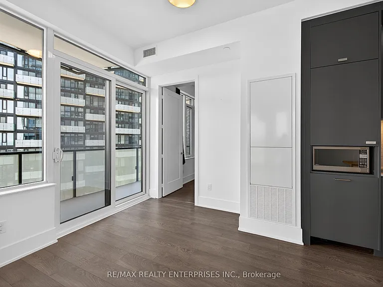 470 Front St W #2306 — Photo 22