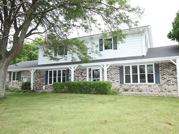 2nd image of 1308 Sunny Dale Ct