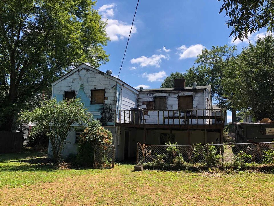 2nd image of 2227 Coker Ave