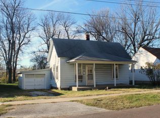 1425 N Johnston Ave, Springfield, MO 65802