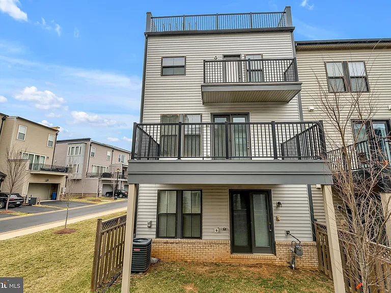 42281 Belgrave Gardens Ter — Photo 59