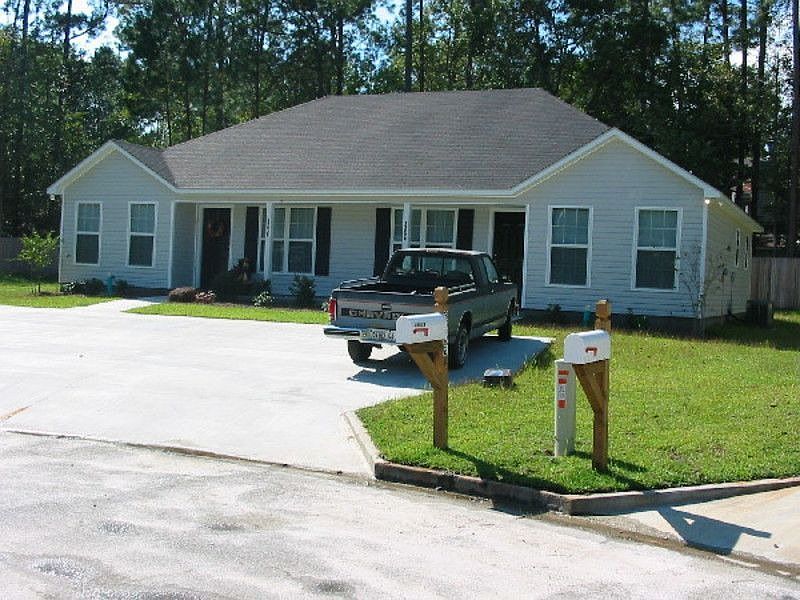1st image of 3202 Perimeter Cir APT B