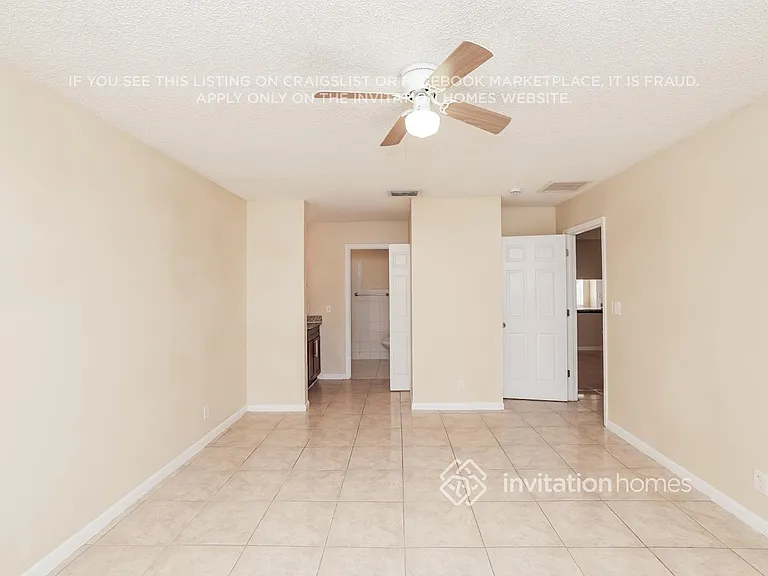 937 SE 3rd Ave — Photo 9