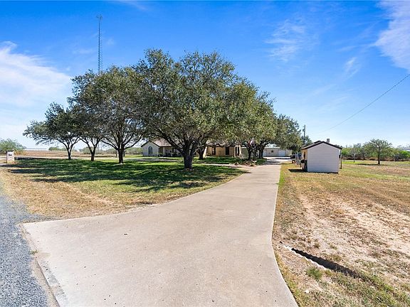 3rd image of 345 Trail Ridge Dr