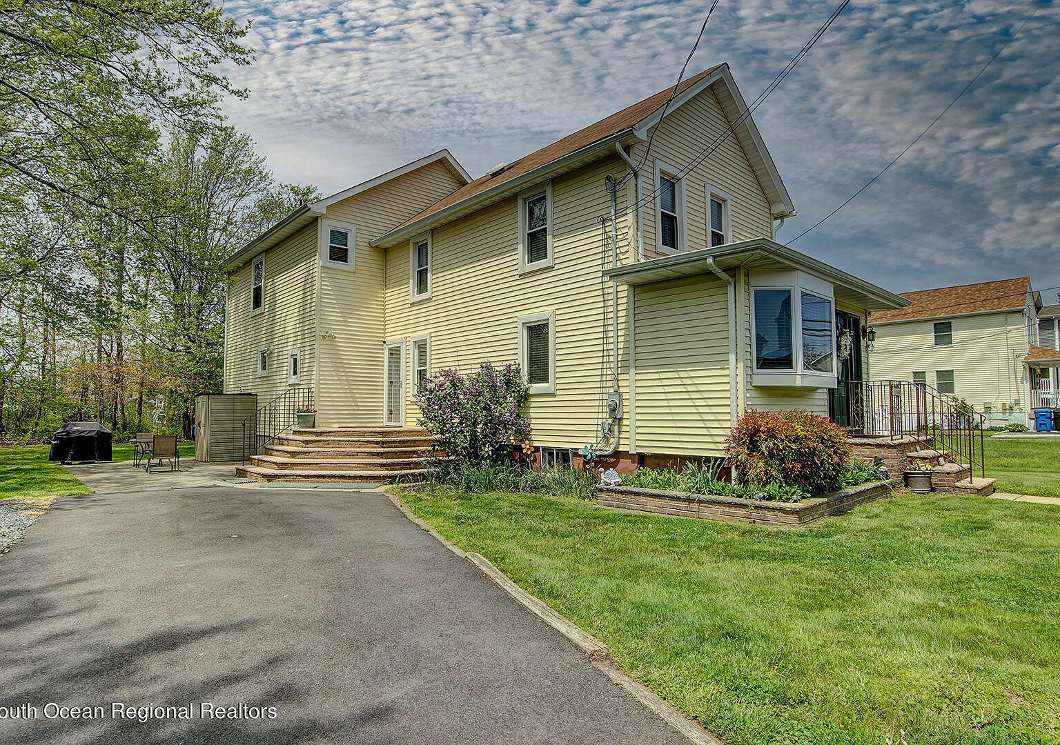 262 Church Street, Belford, NJ 07718 Zillow