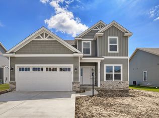 212 Denton Dr, Savoy, IL 61874
