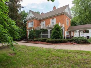 710 S Bluff Blvd, Clinton, IA 52732