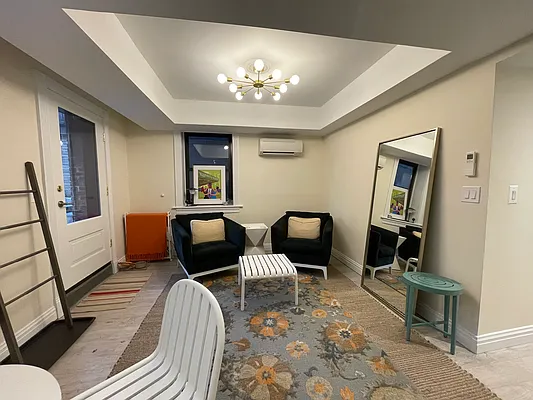 Rented by Compass | media 26