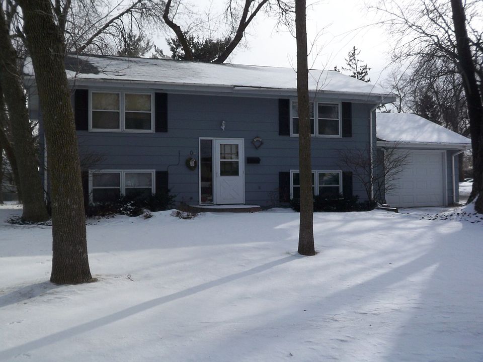1st image of 104 Birch Dr