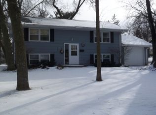 104 Birch Dr, Forest Lake, MN 55025