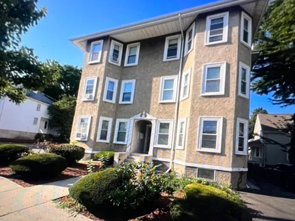 229 Belmont St APT 4, Belmont, MA 02478