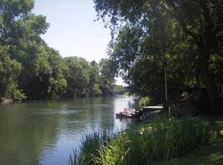 1320 Rivergate Dr, Lodi, CA 95240