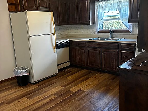 4th image of 2665 Fork Ridge Rd #1