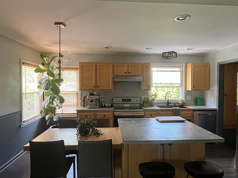 3146 Kipling Ave — Photo 8