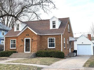 205 W Washington St, Knoxville, IA 50138