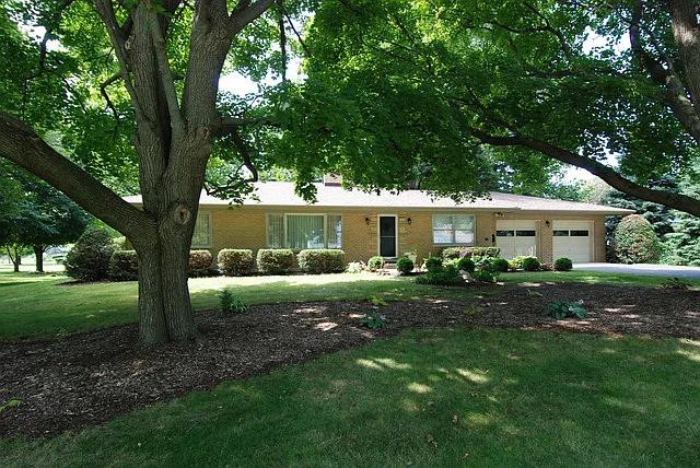 3N324 Timberline Dr photo 1