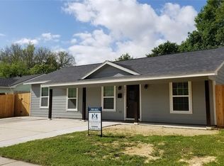 2001 California St, Baytown, TX 77520