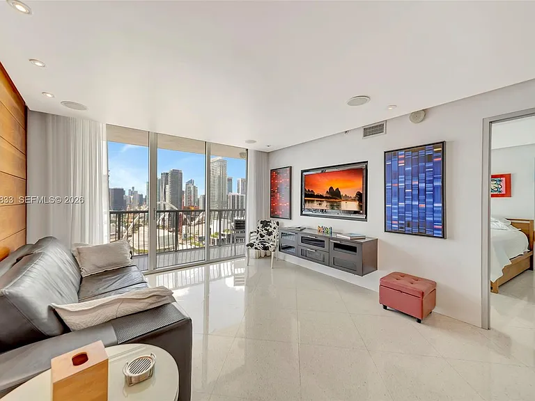 1750 N Bayshore Dr #3910 — Photo 6