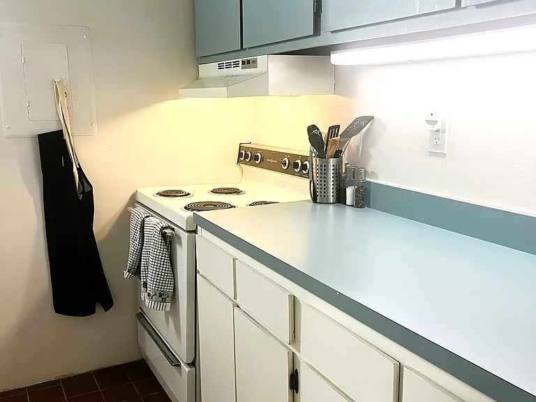10 Thacher St #107 — Photo 4