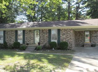 3049 Arnold Dr, Milan, TN 38358