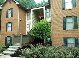 703 Dunwoody Springs Dr, Sandy Springs, GA