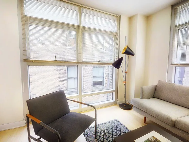 Boylston St, 40 — Photo 10