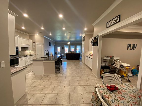 2nd image of 1213 Coal St