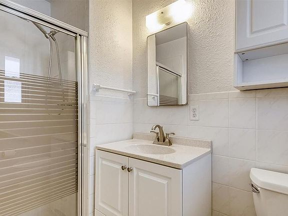 4th image of 4729 116th St NE