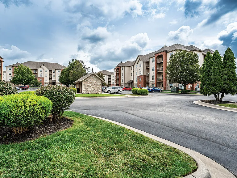 Coryell Courts Apartments — Photo 72