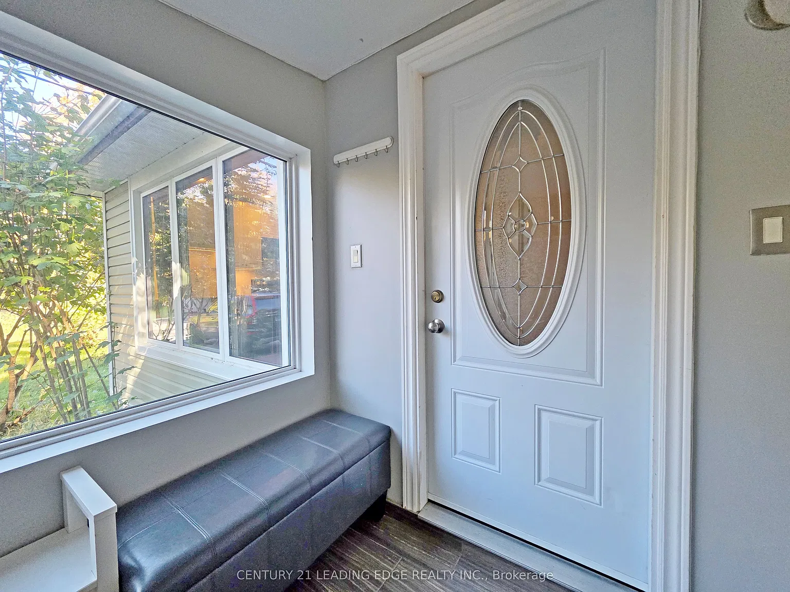 3 bed, $2,450 — Photo 3