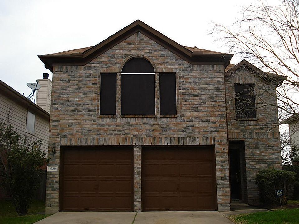 1st image of 1920 Woodland Hills Dr