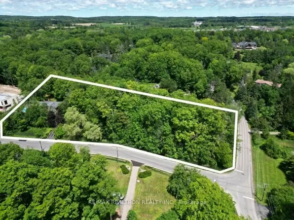 250 Kingscross Dr, King, ON L7B 1E7