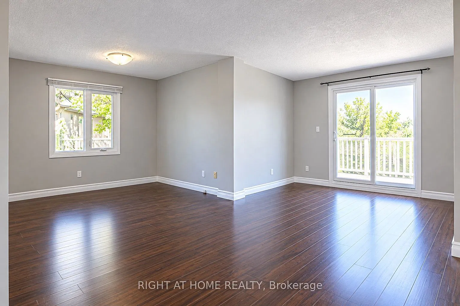 3 bed, $2,450 — Photo 2