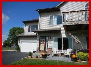 728 Cherokee Path, Lake Mills, WI 53551