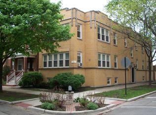 2335 W Byron St APT 1E, Chicago, IL 60618
