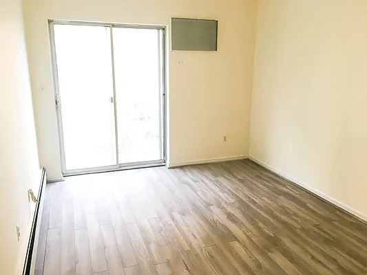 Rented by Showcase Realty | media 5