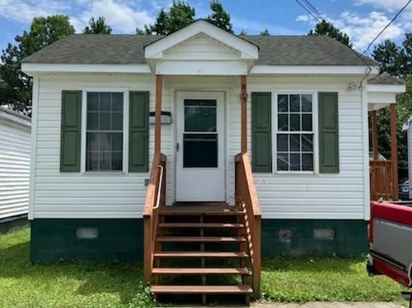 815 Kilby Ave, Suffolk, VA 23434
