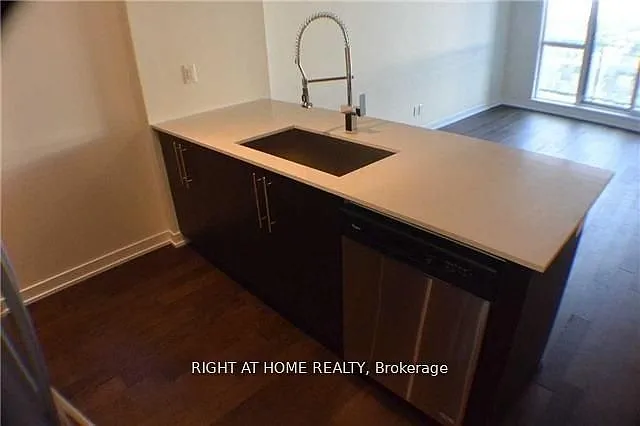 510 Curran Pl #709 — Photo 5