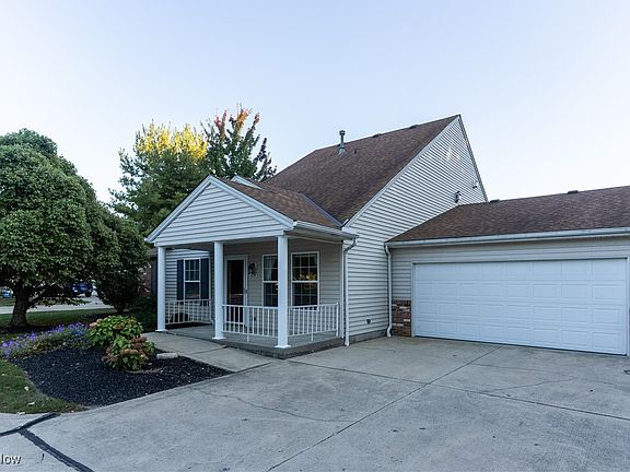 2nd image of 634 N Creek Dr