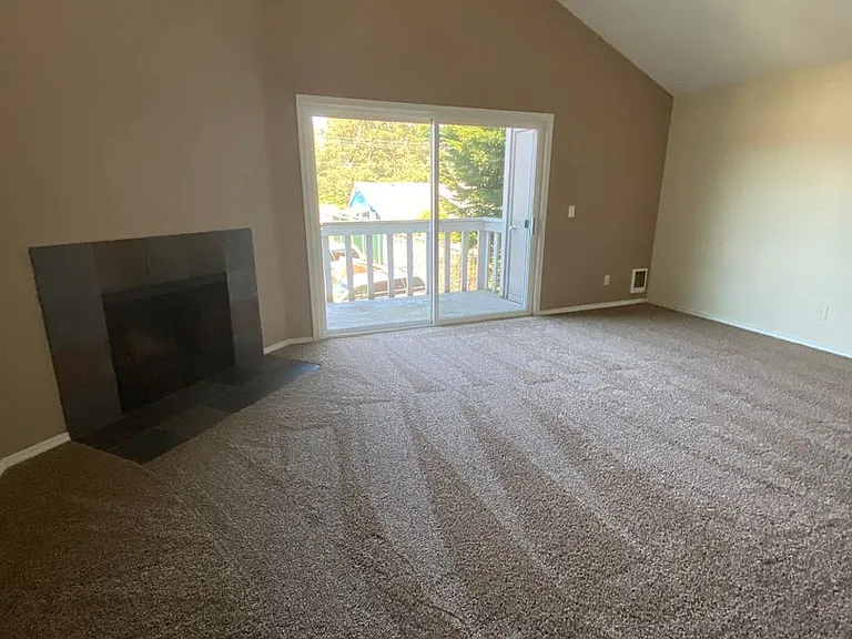 3538 Northwest Ave #20 — Photo 3