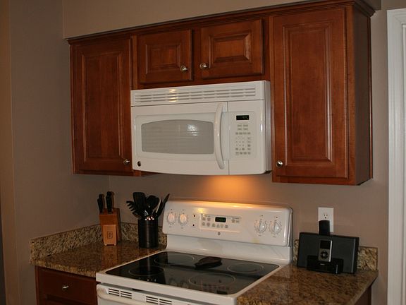 4th image of 6210 Klondike Drive