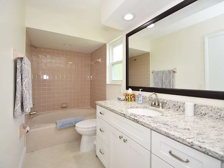 34 Andover Dr — Photo 17