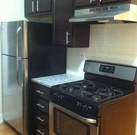 2nd image of 2000 W Foster Ave APT 2010-2C