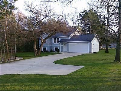 2nd image of 15426 Mercury Dr